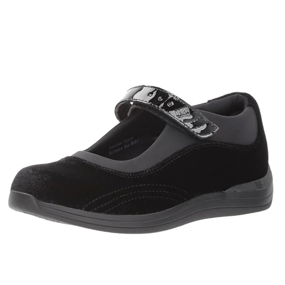 NWOT Drew Rose Black Velvet Mary Jane Flat‎ Size 10.5 WIDE Comfort Shoes
